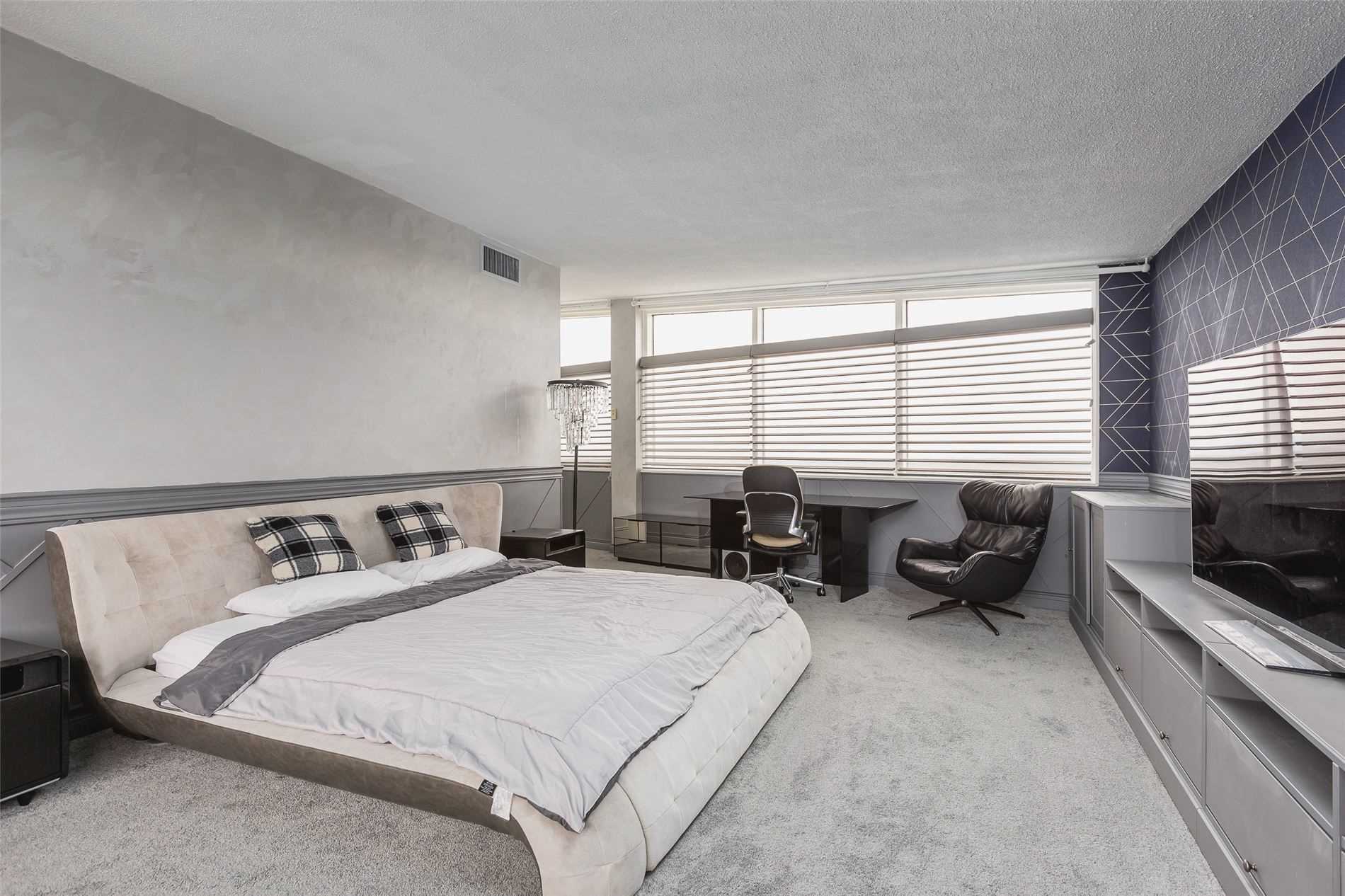 1300 Bloor St, #Ph10