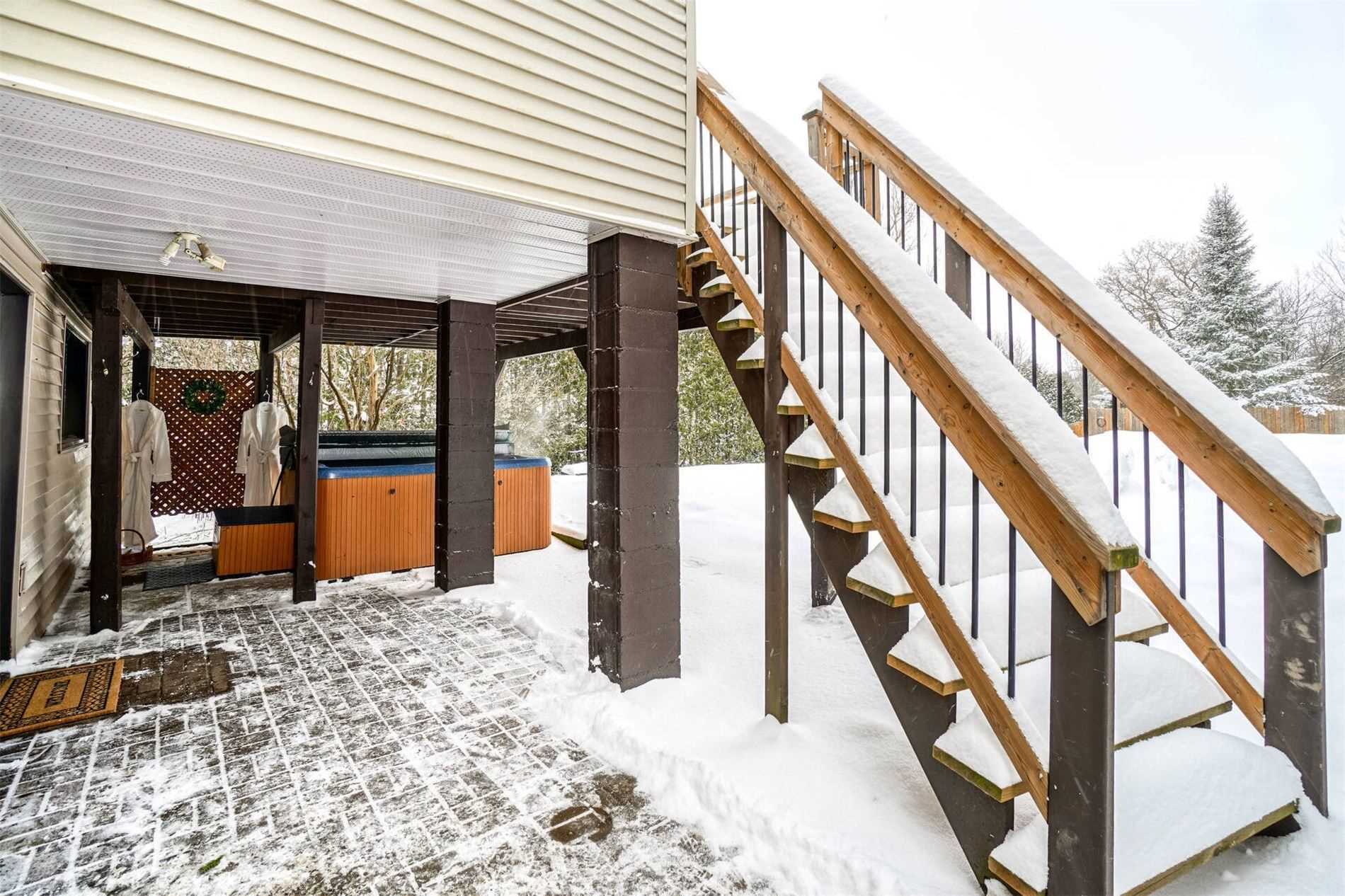 26 Munro St