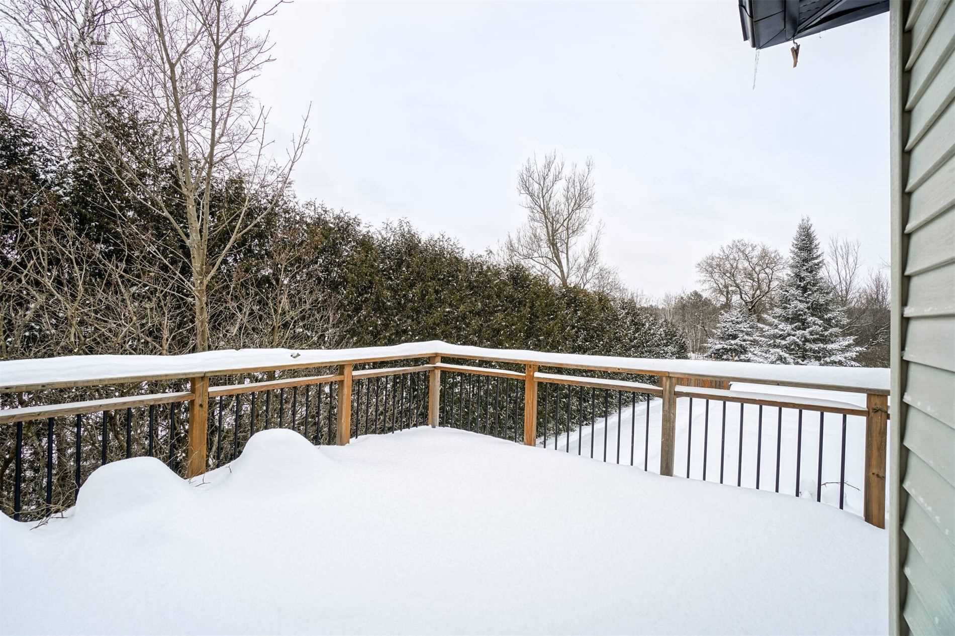 26 Munro St