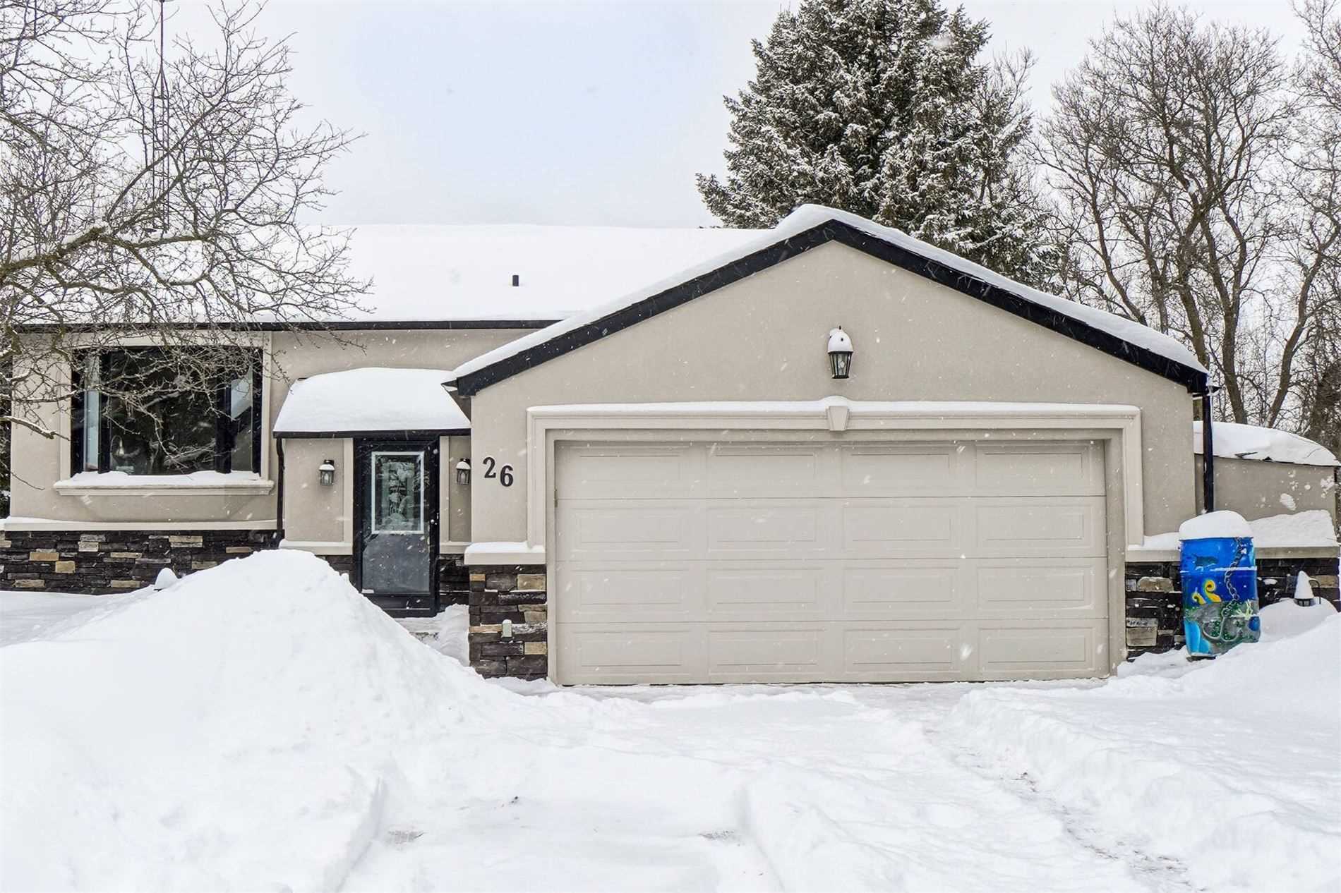 26 Munro St