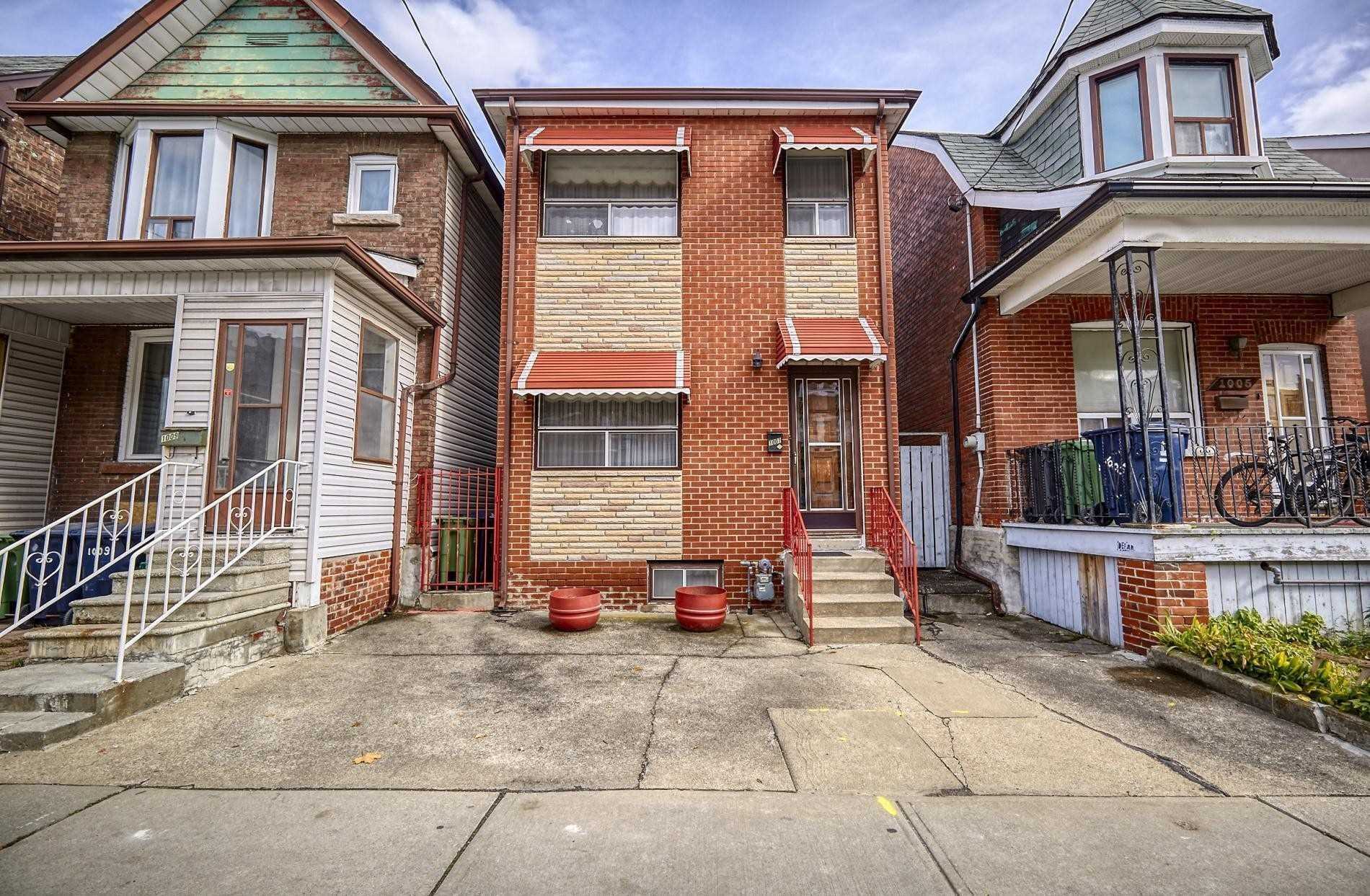 1007 Ossington Ave