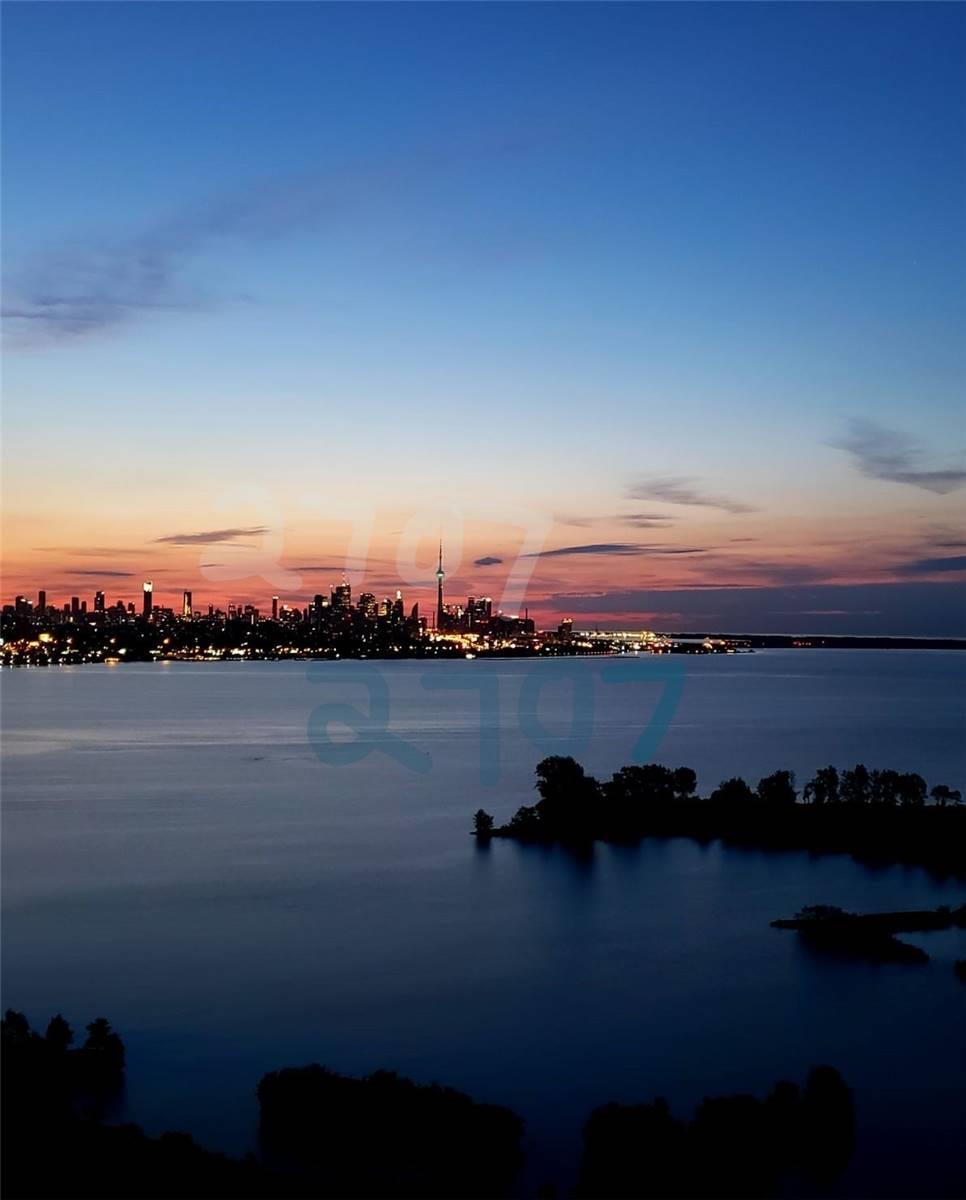 33 Shore Breeze Dr, #2707
