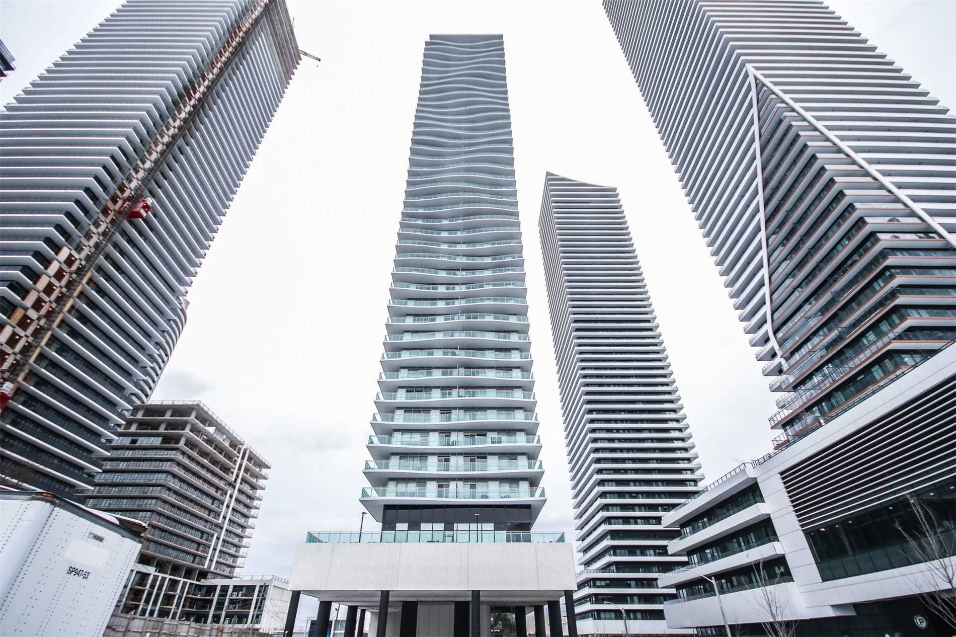 33 Shore Breeze Dr, #2707