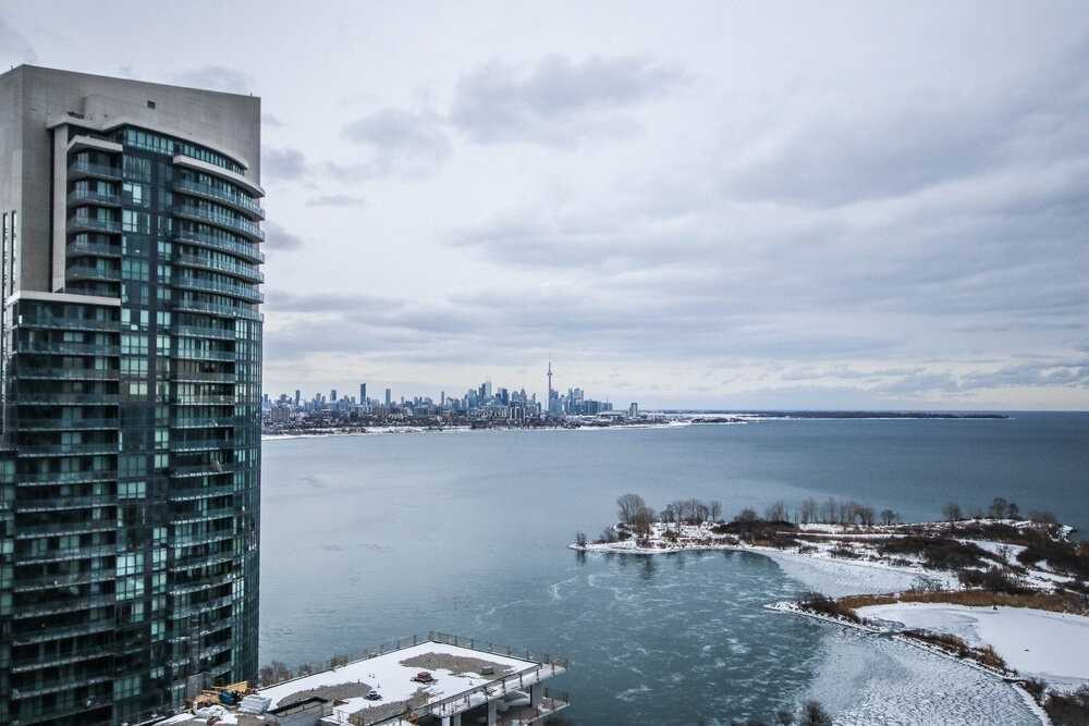 33 Shore Breeze Dr, #2707