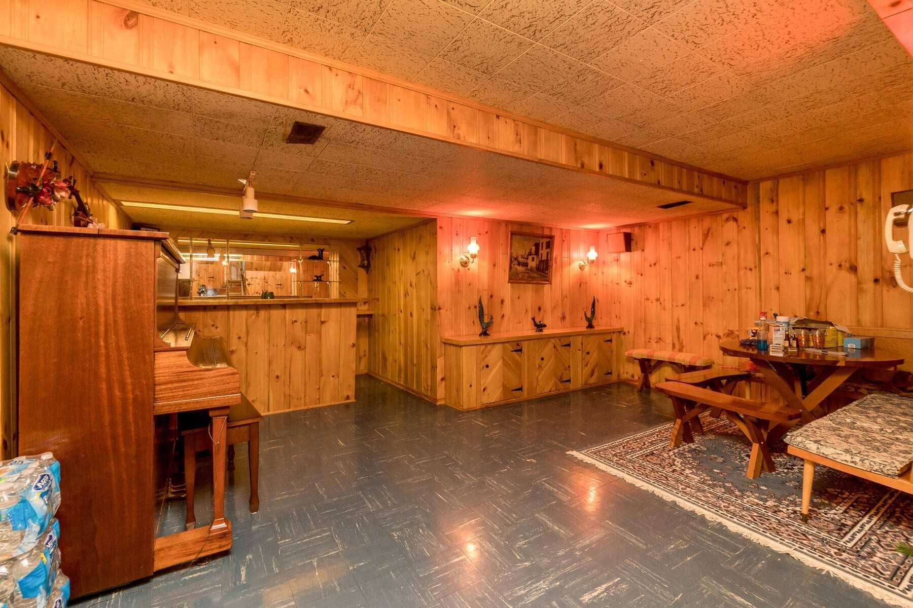 334 Burton Rd