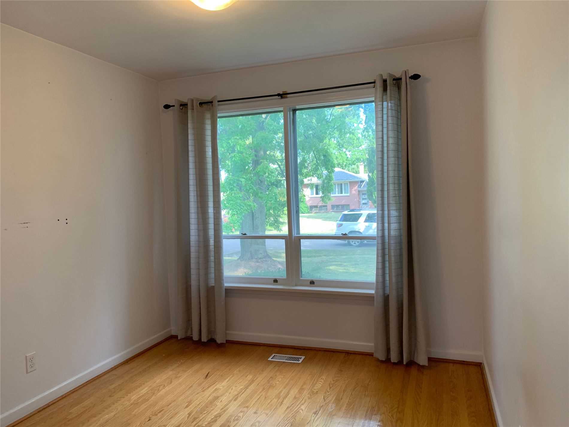 Listing W5122439 - Large Photo # 10