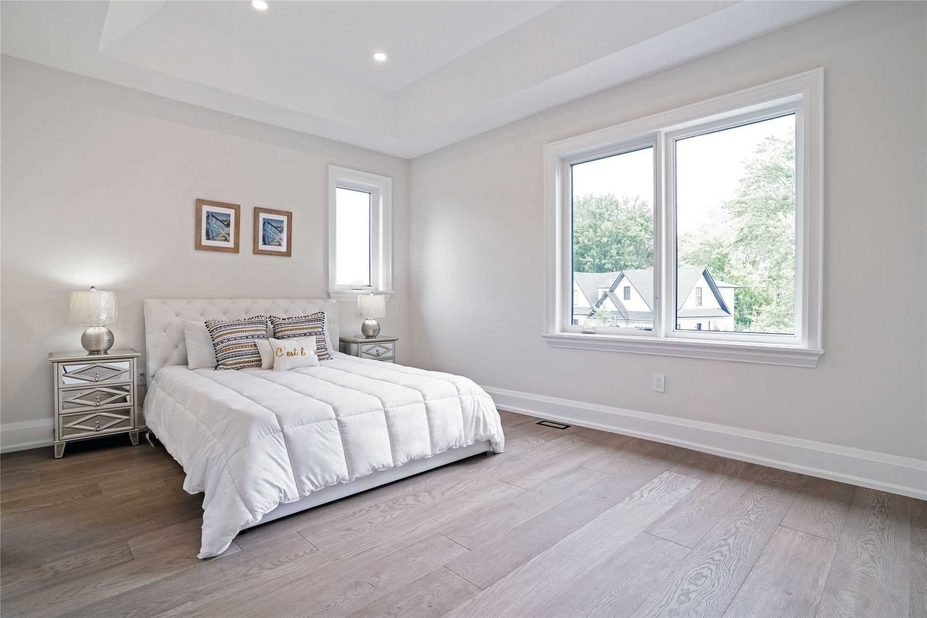 297 Savoy Cres