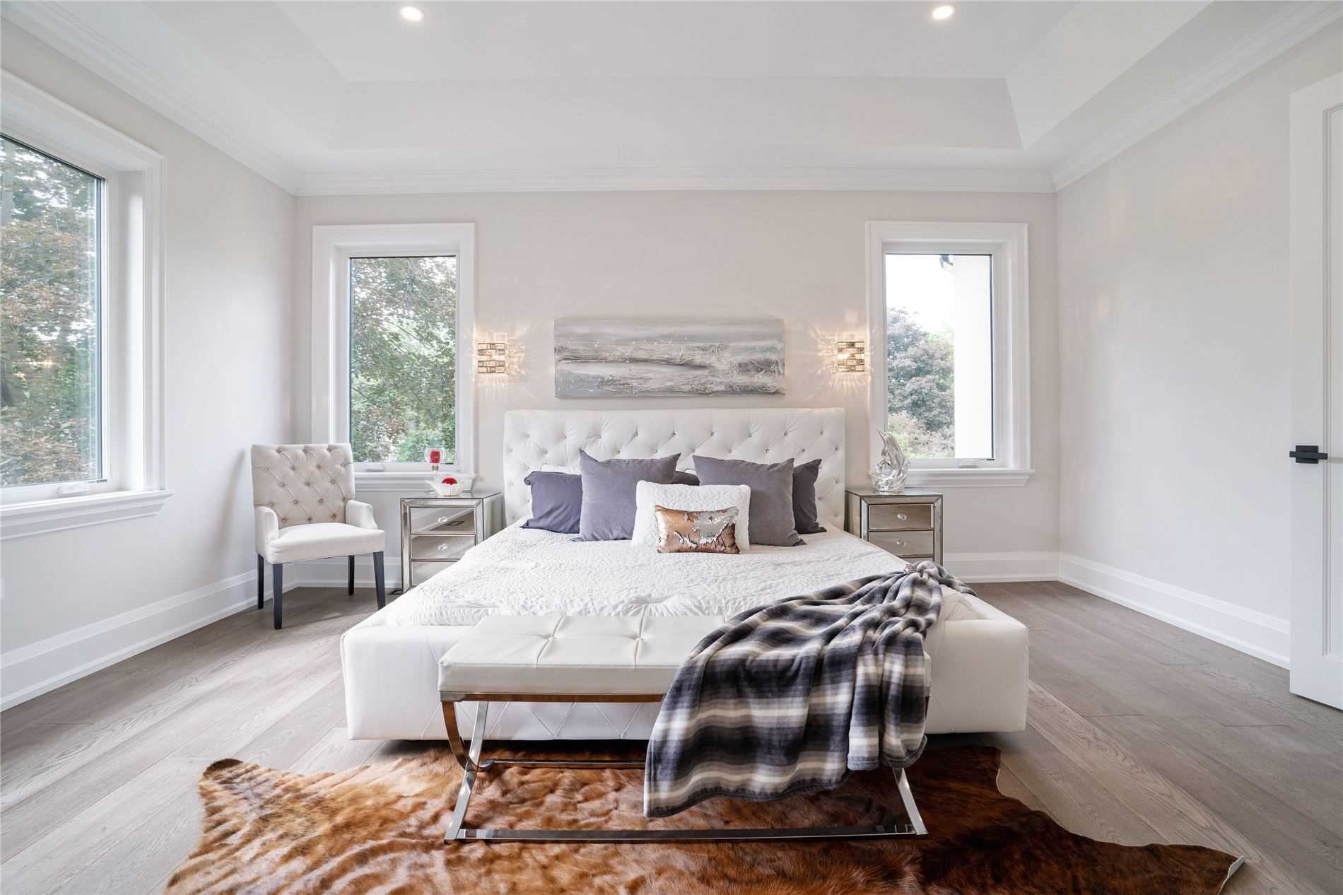 297 Savoy Cres