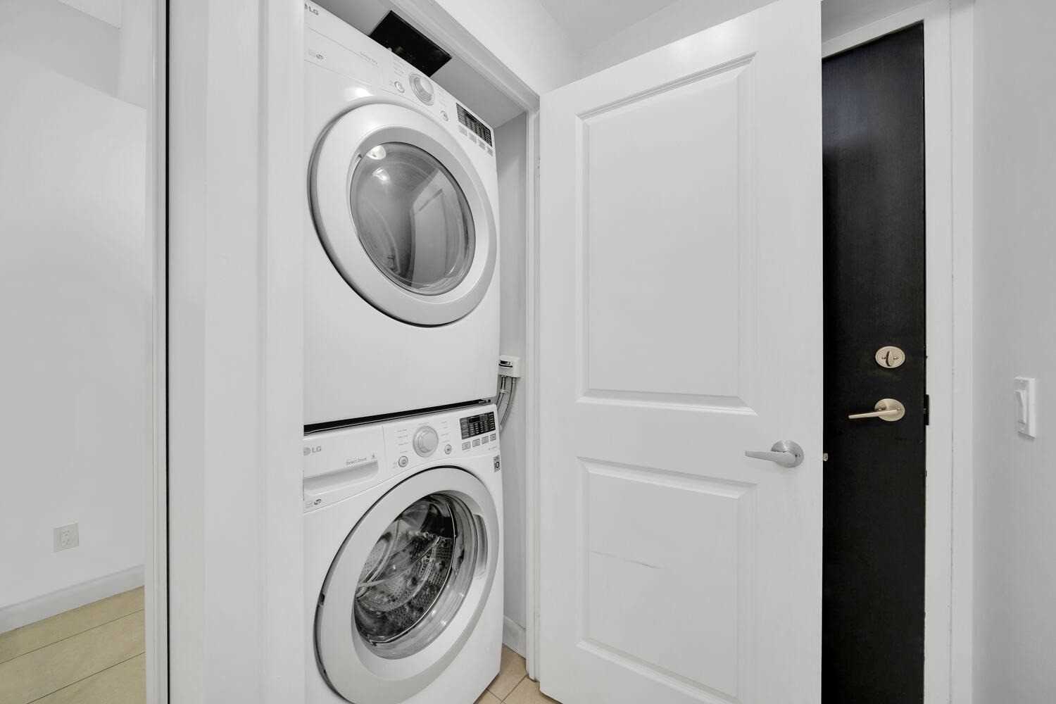 225 Sherway Gardens Rd, #206