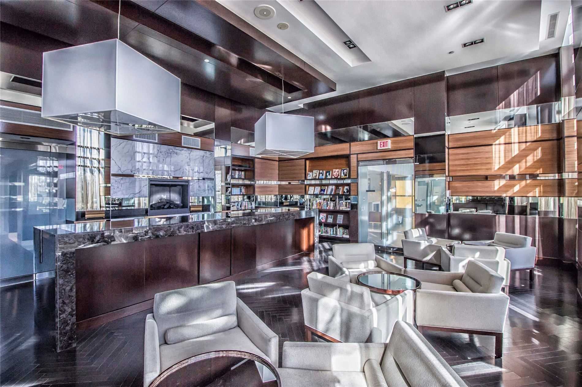 225 Sherway Gardens Rd, #206