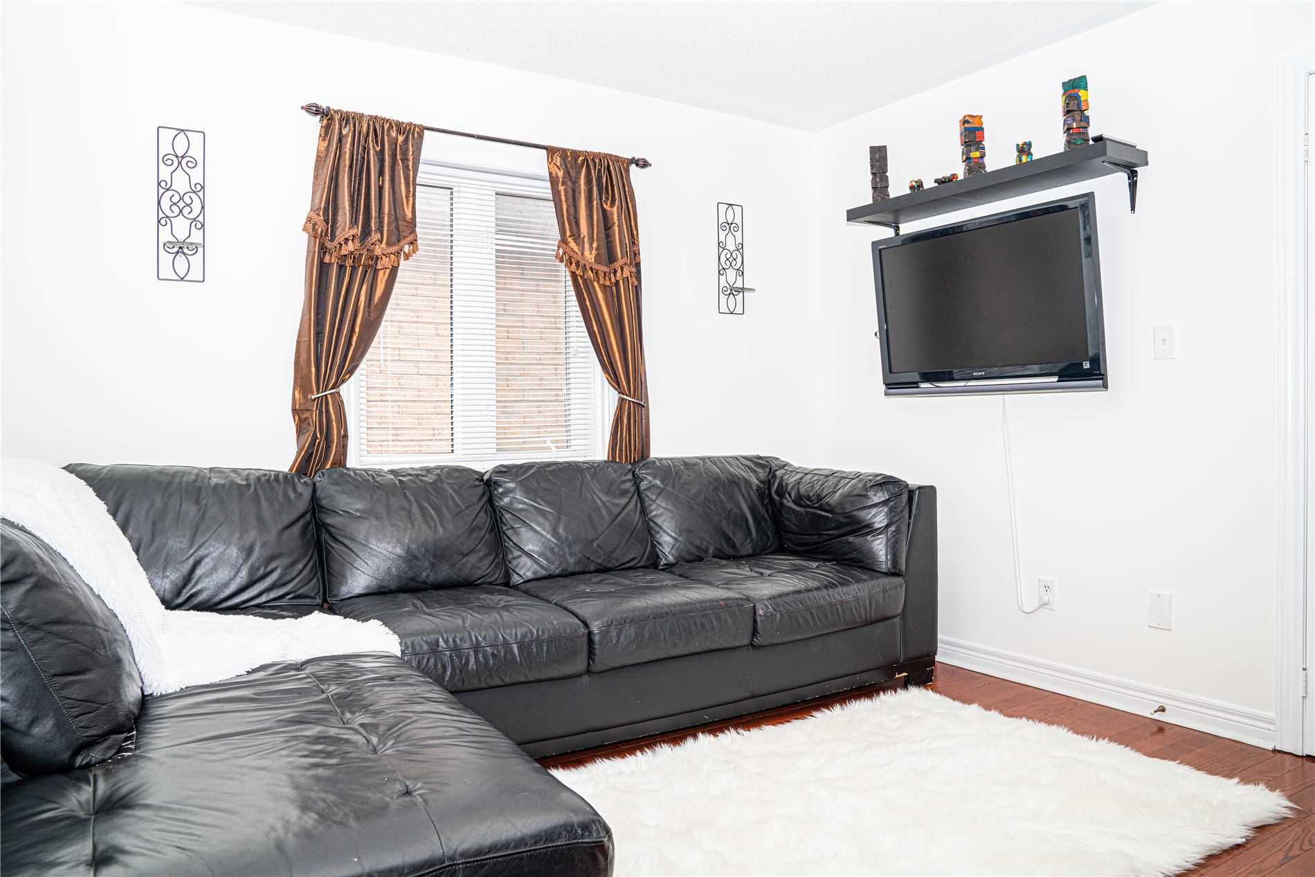 63 Executive Crt
