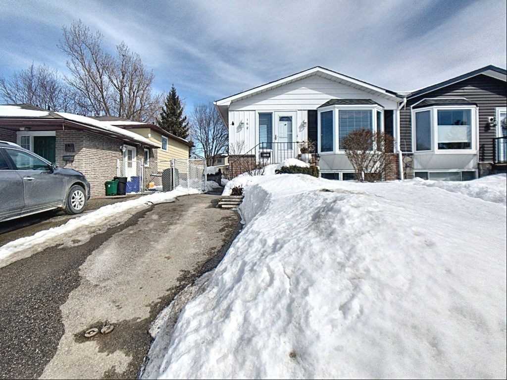 162 Burbank Cres