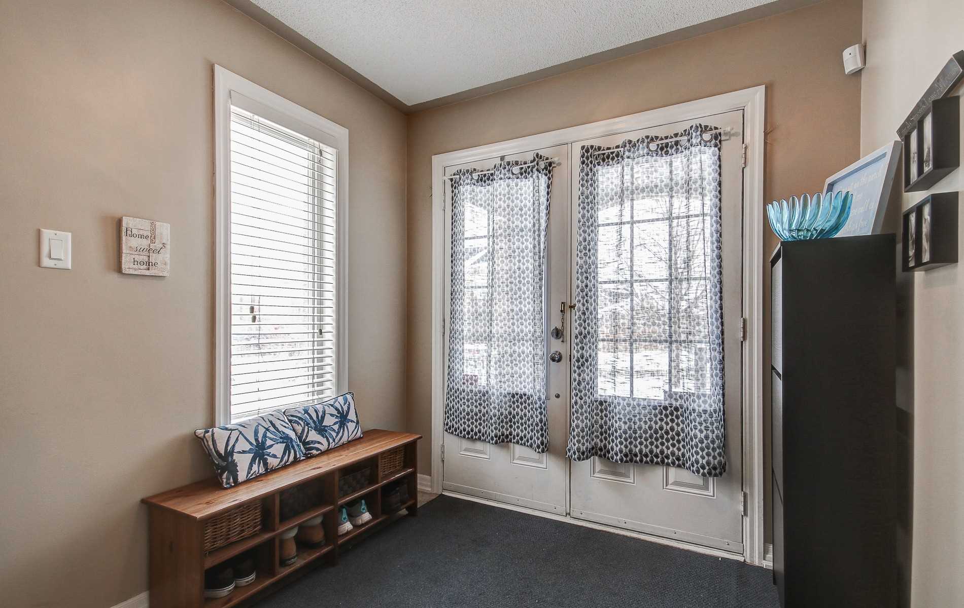 6 Lily Lane