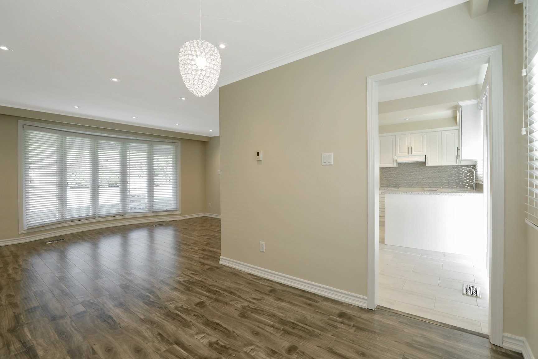 92 Sewell Dr
