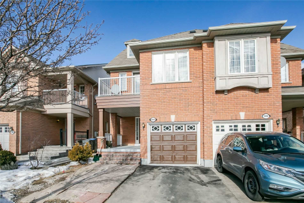5694 Margarita Cres, Mississauga