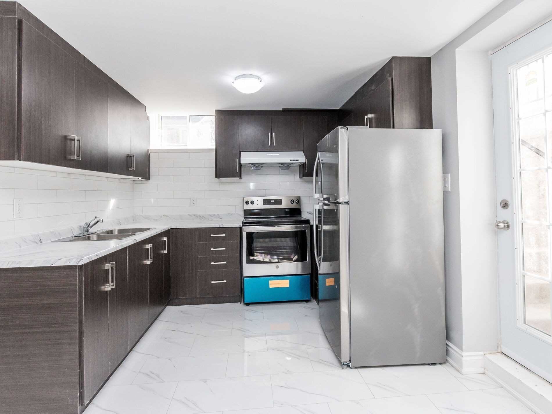 87 Agava St