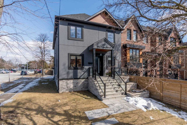 501 Prince Edward Dr, Toronto