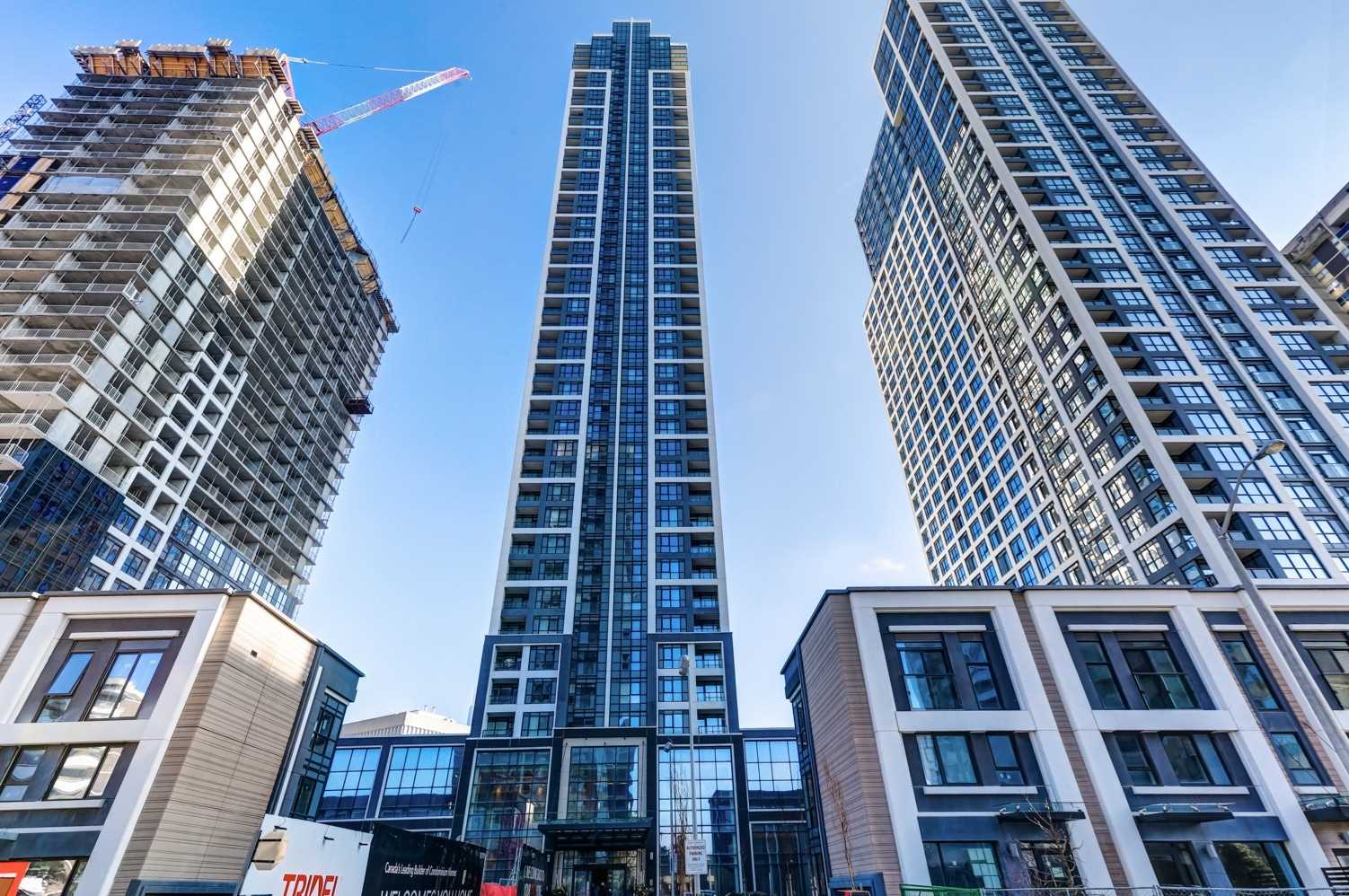9 Mabelle Ave, #2822