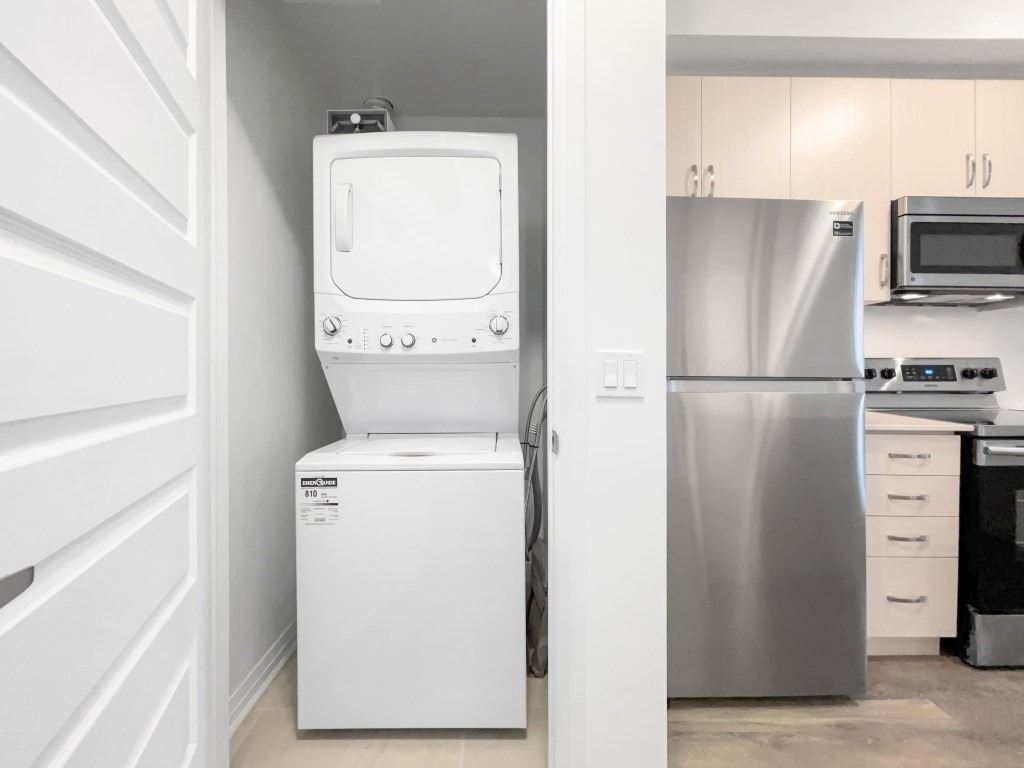 1105 Leger Way, #223