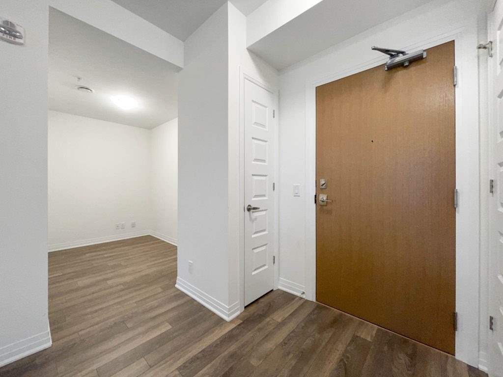 1105 Leger Way, #223