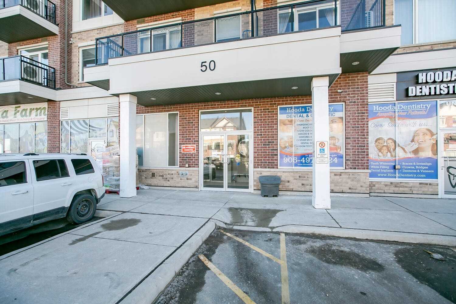 50 Sky Harbour Dr, #406