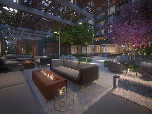 21 Park St E, #209