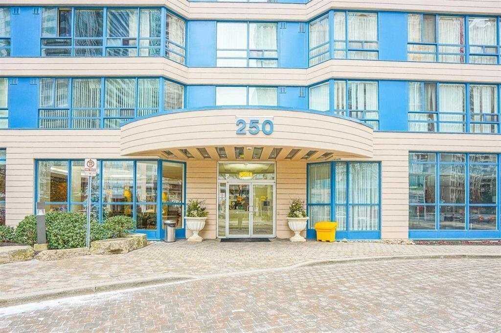 250 Webb Dr, #318