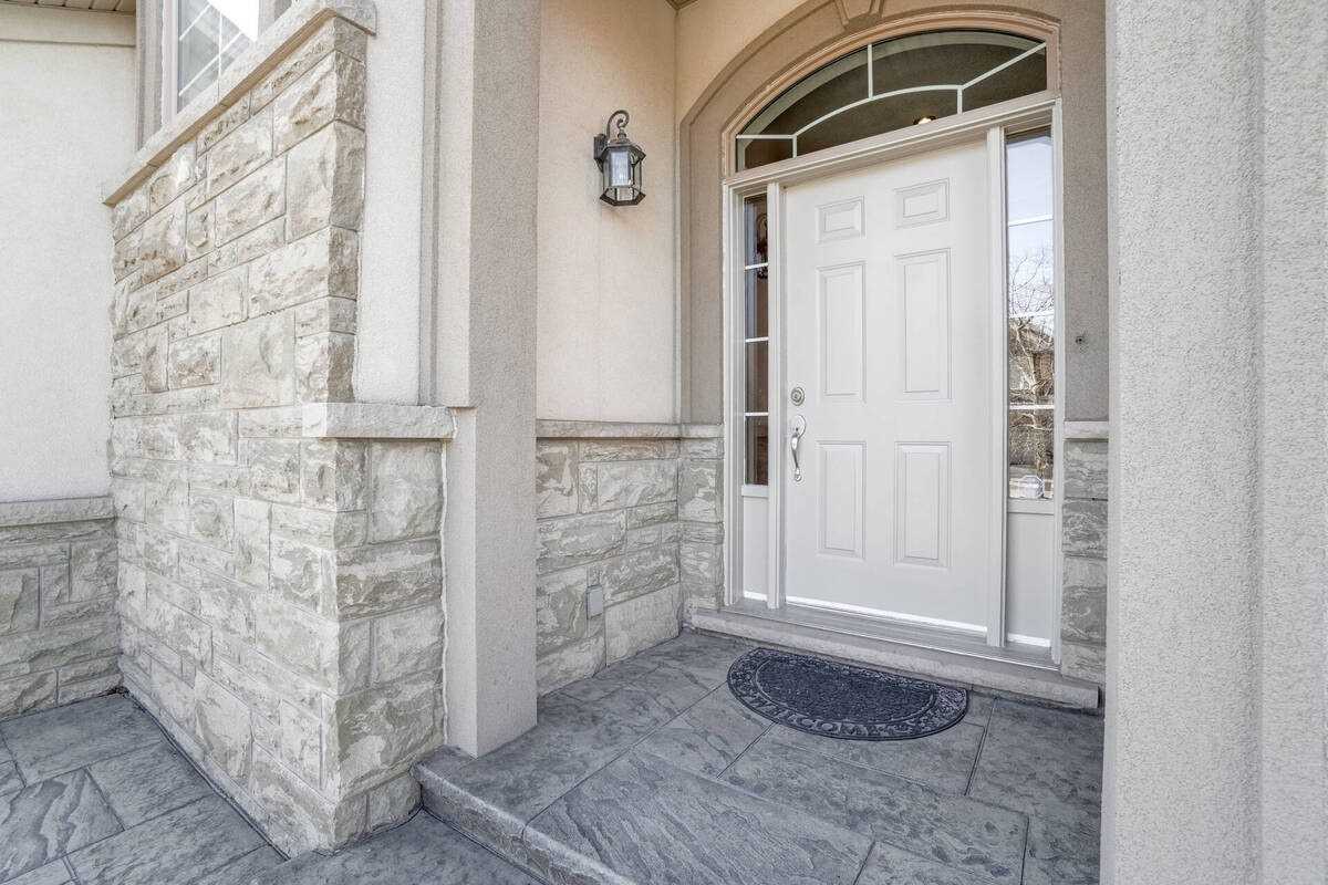 2464 Chaplin Rd