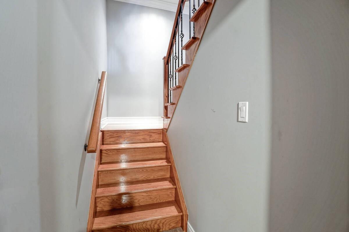 2464 Chaplin Rd