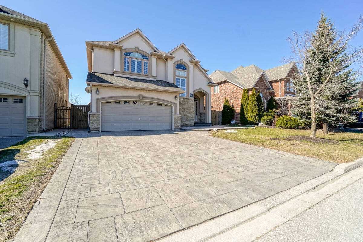 2464 Chaplin Rd