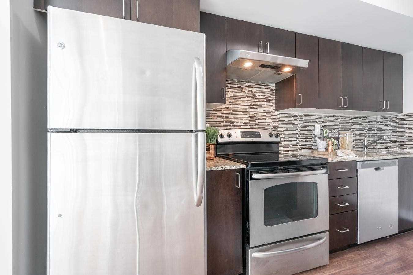 155 Legion Rd N, #2503