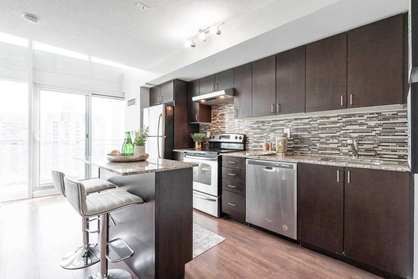 155 Legion Rd N, #2503