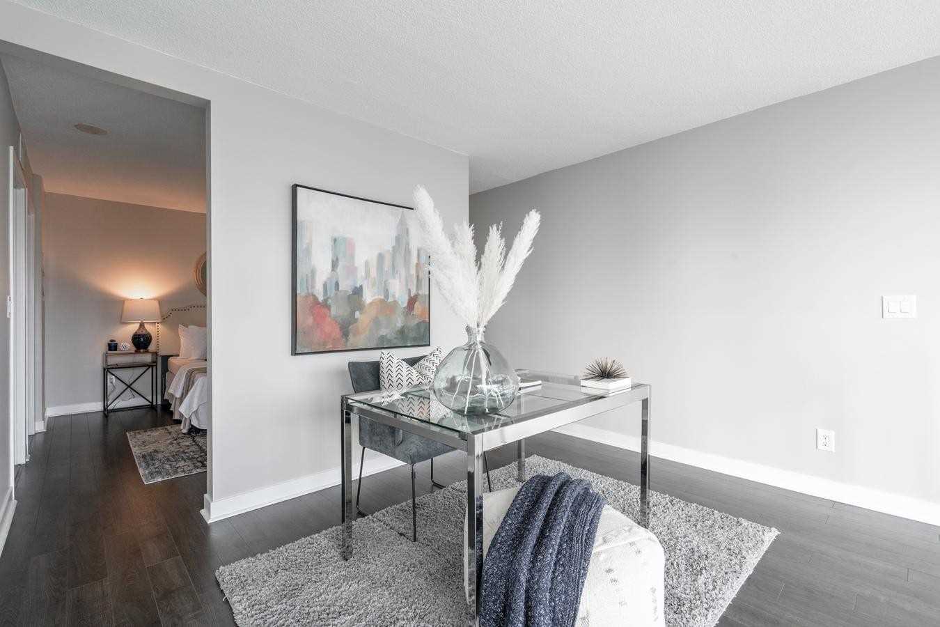 155 Legion Rd N, #2503