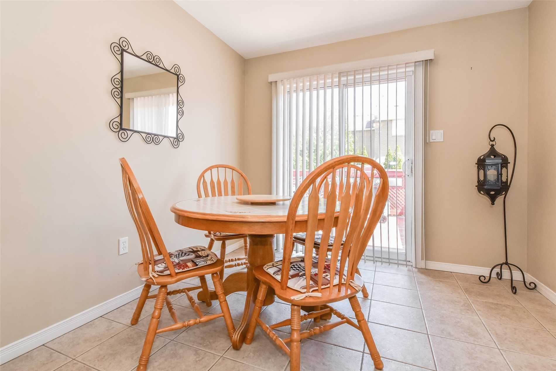 26 Murray Crt
