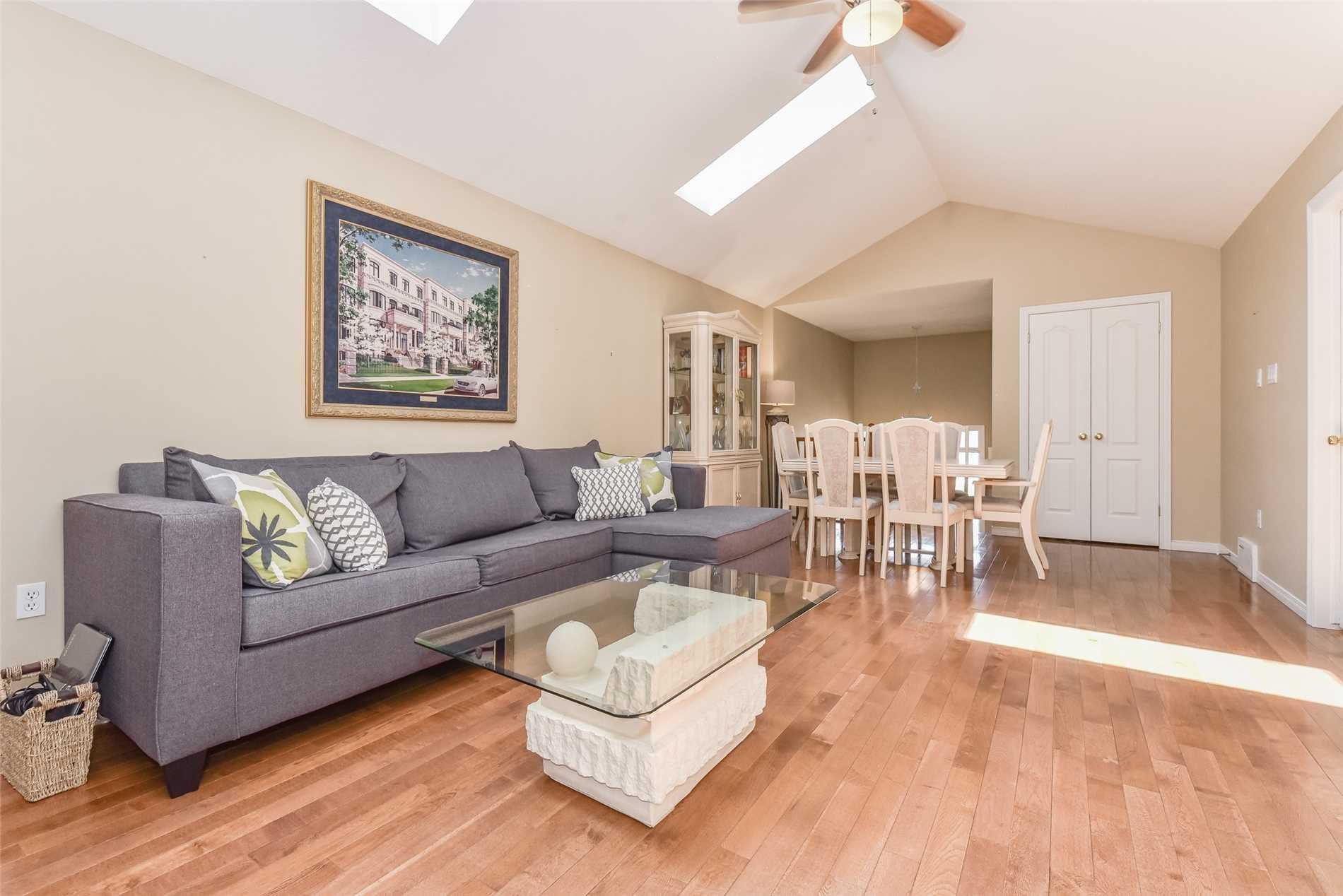 26 Murray Crt