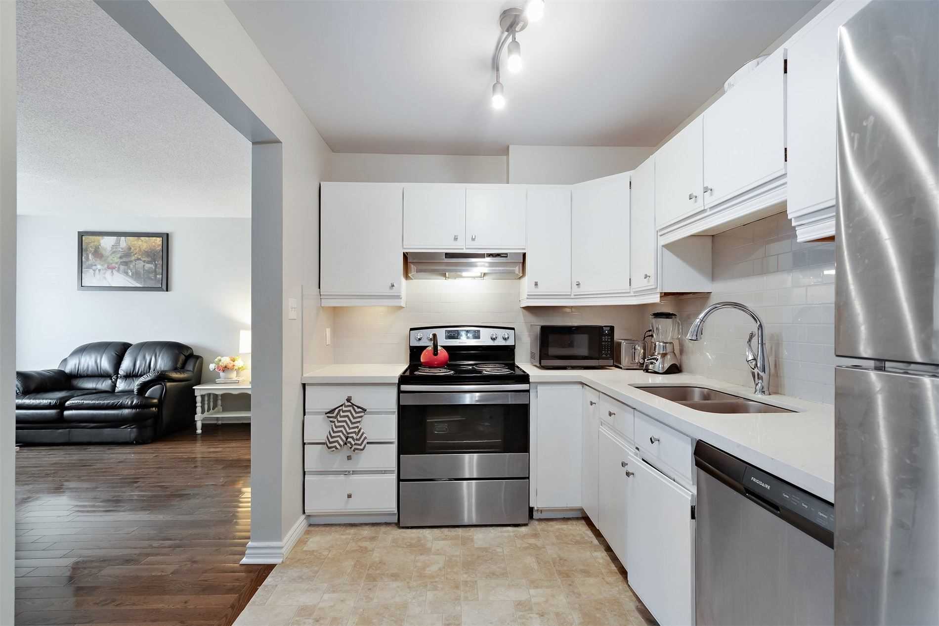 90 Lawrence Ave, #103
