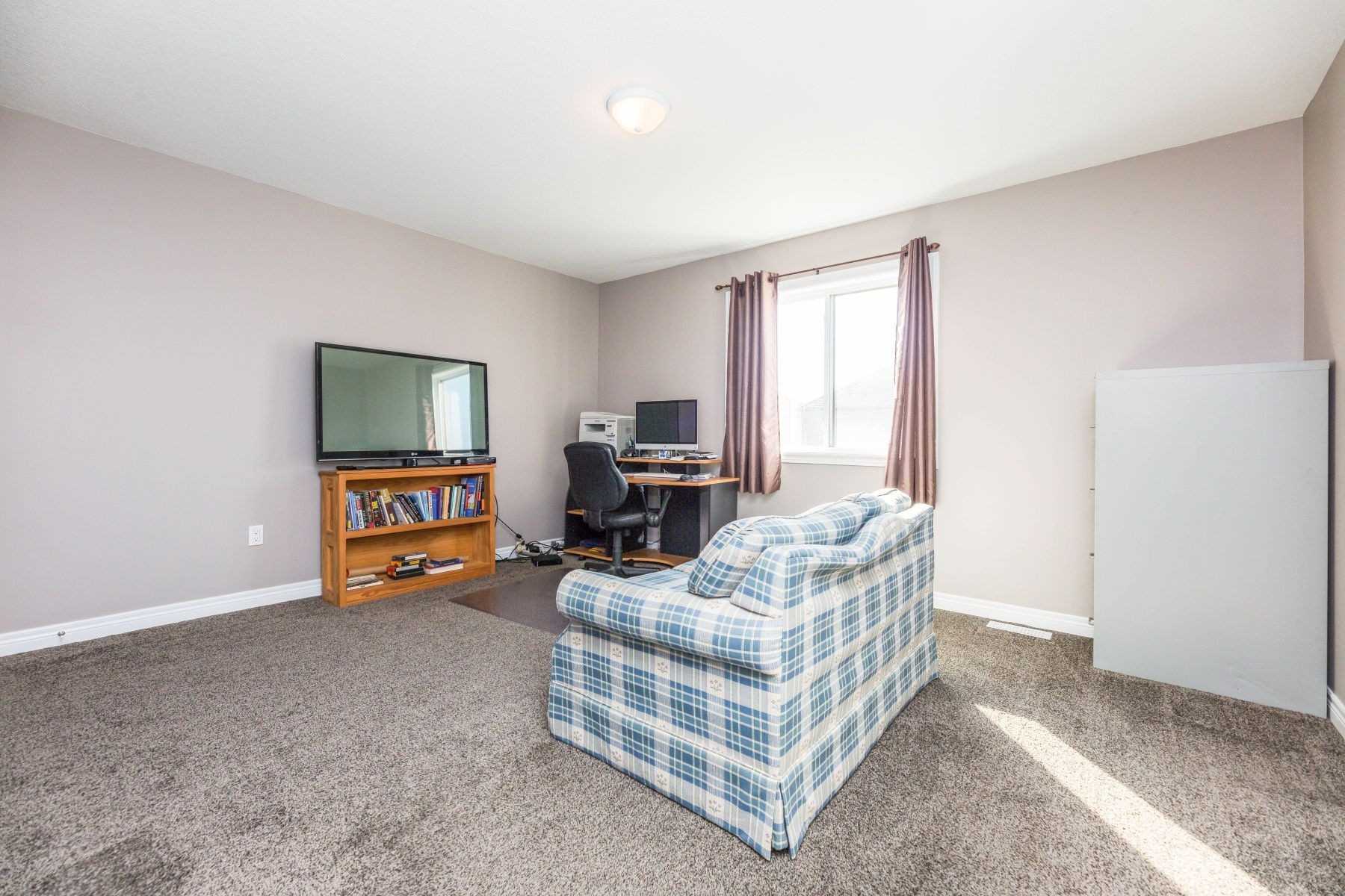 89 Laverty Cres