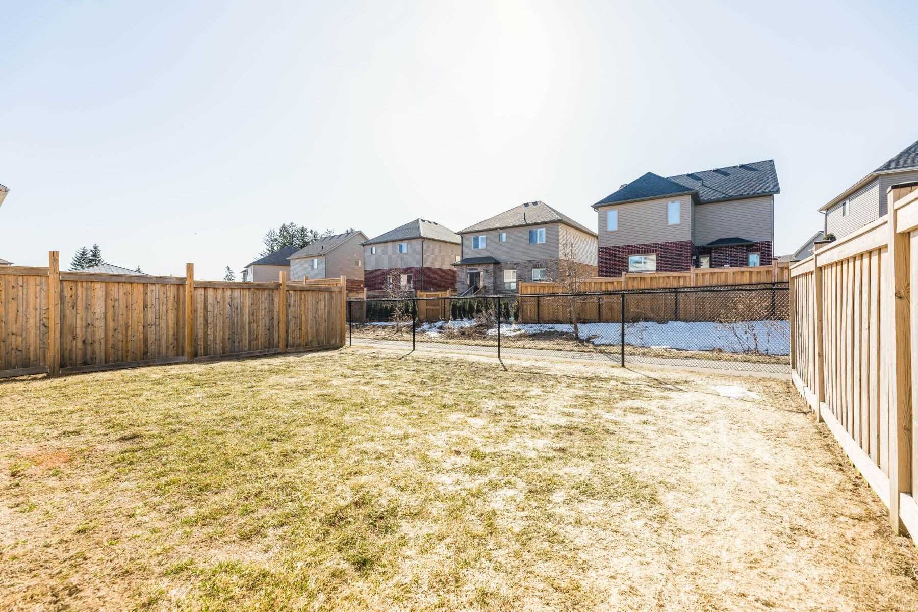 89 Laverty Cres