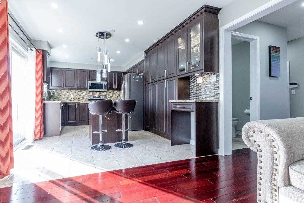 2146 Grand Oak Tr