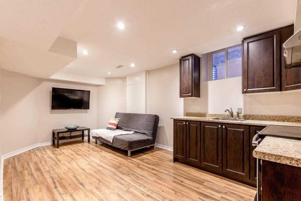 2146 Grand Oak Tr