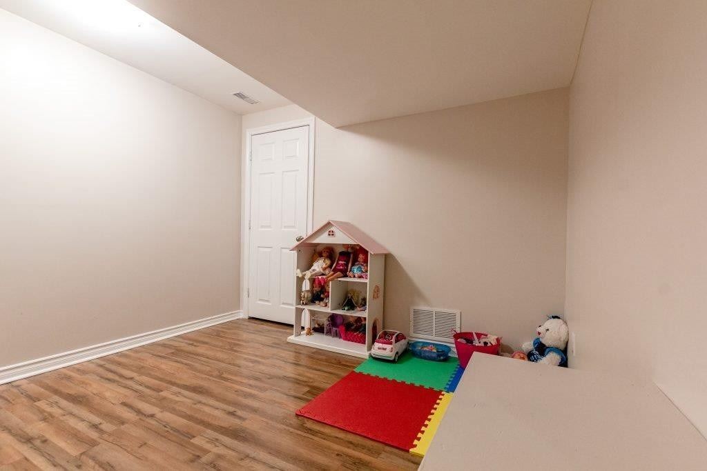 2146 Grand Oak Tr