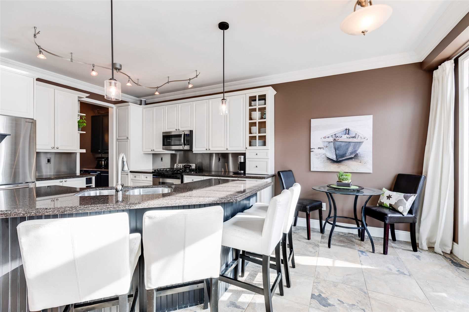 1642 Ramshaw Cres