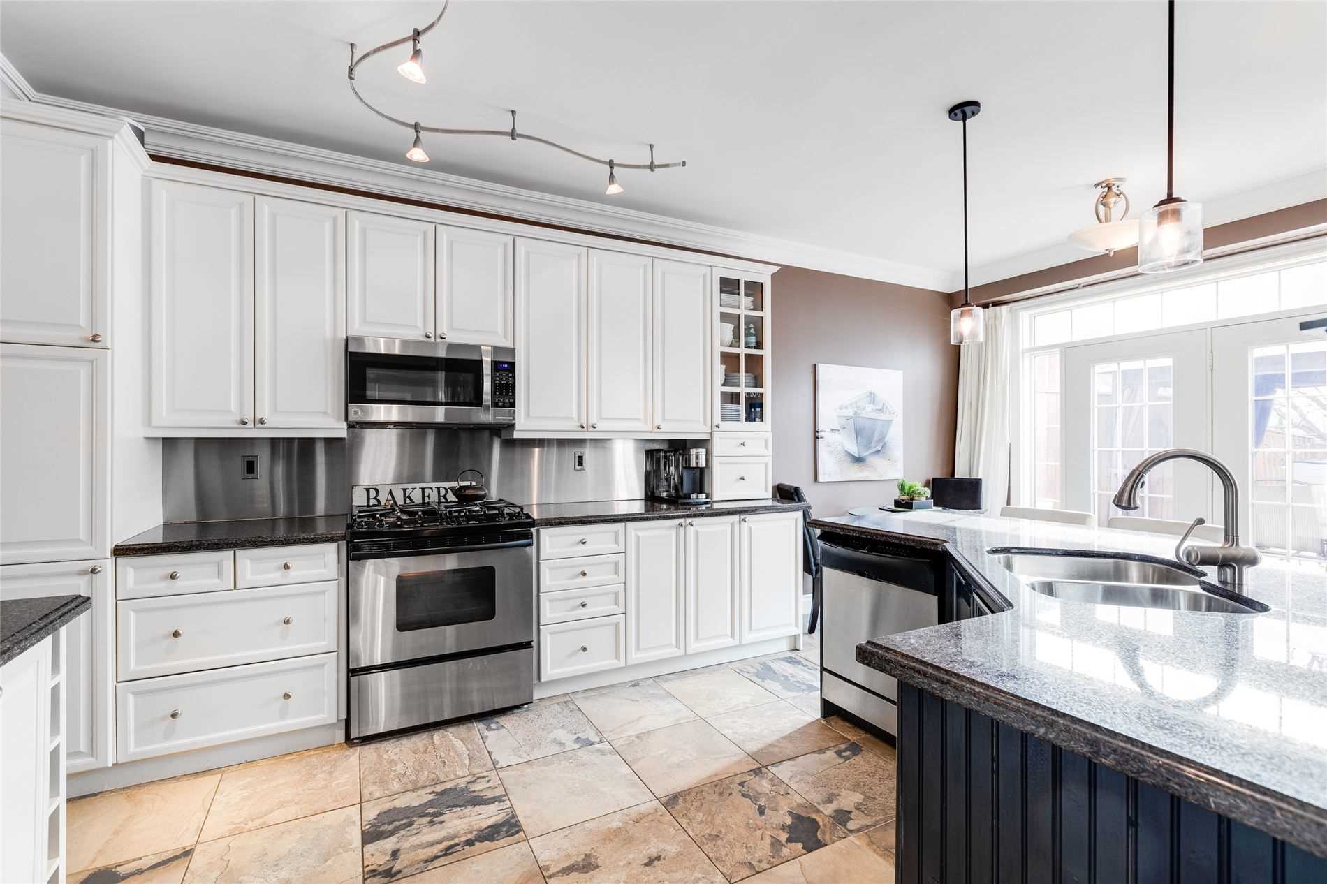 1642 Ramshaw Cres