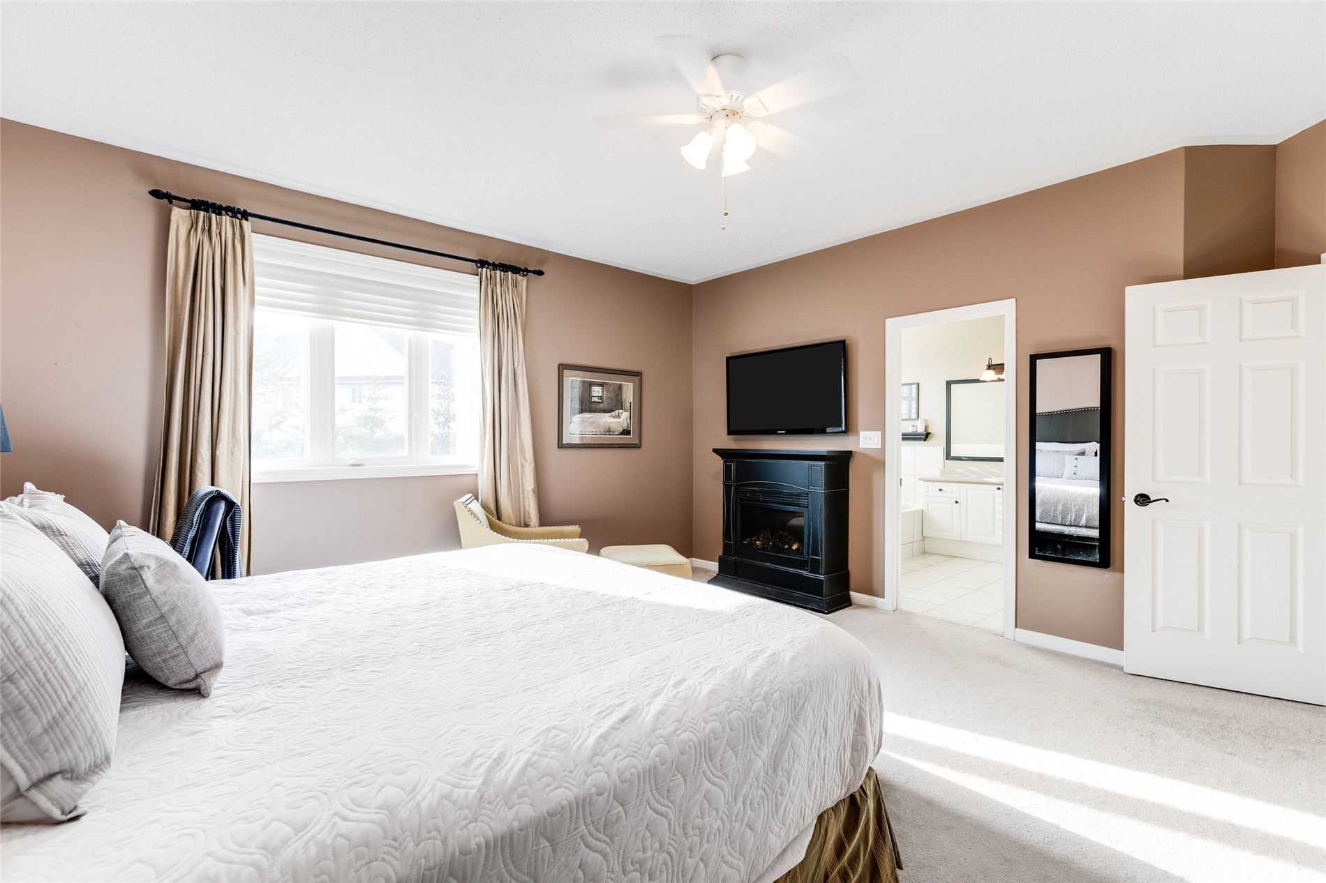 1642 Ramshaw Cres