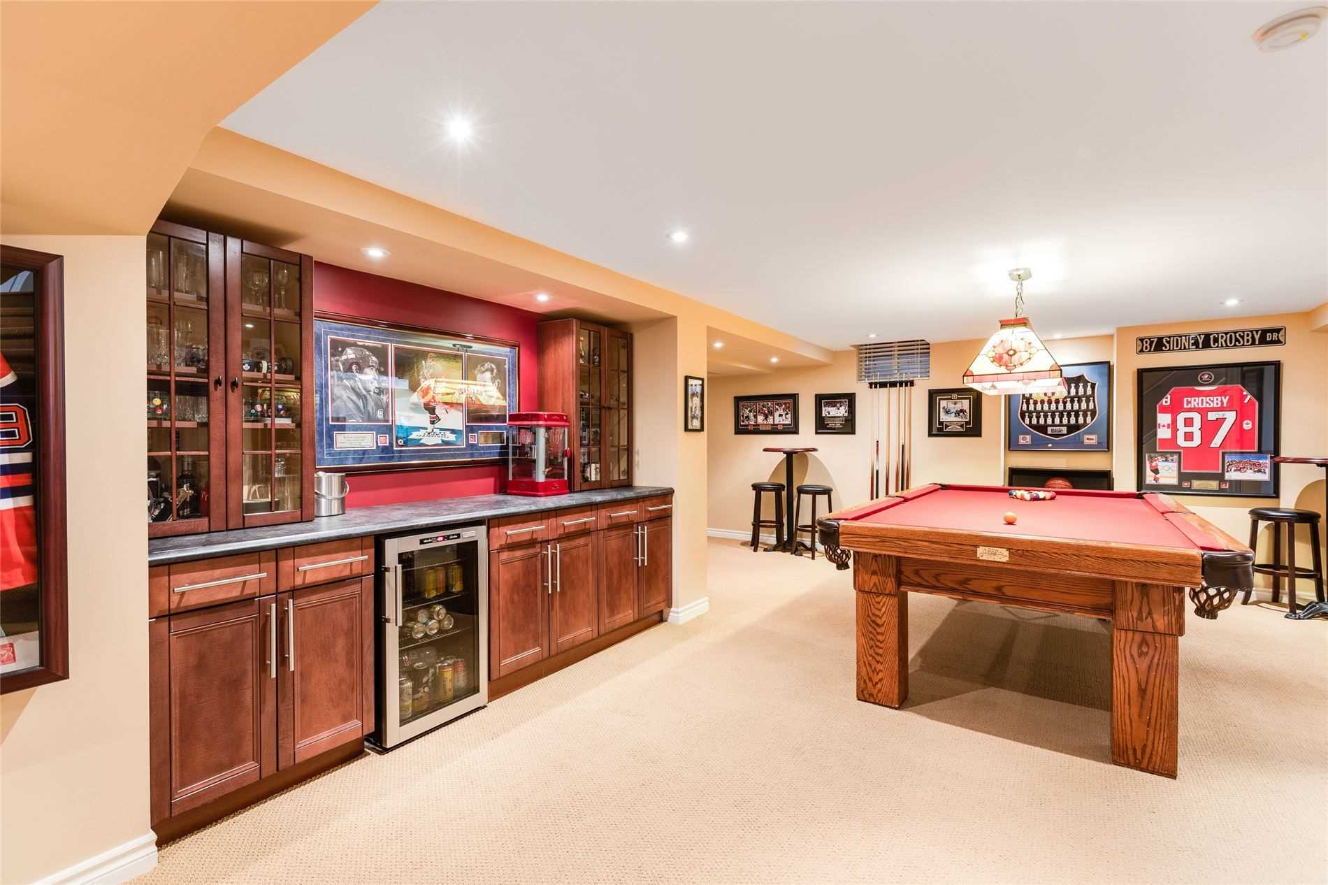 1642 Ramshaw Cres