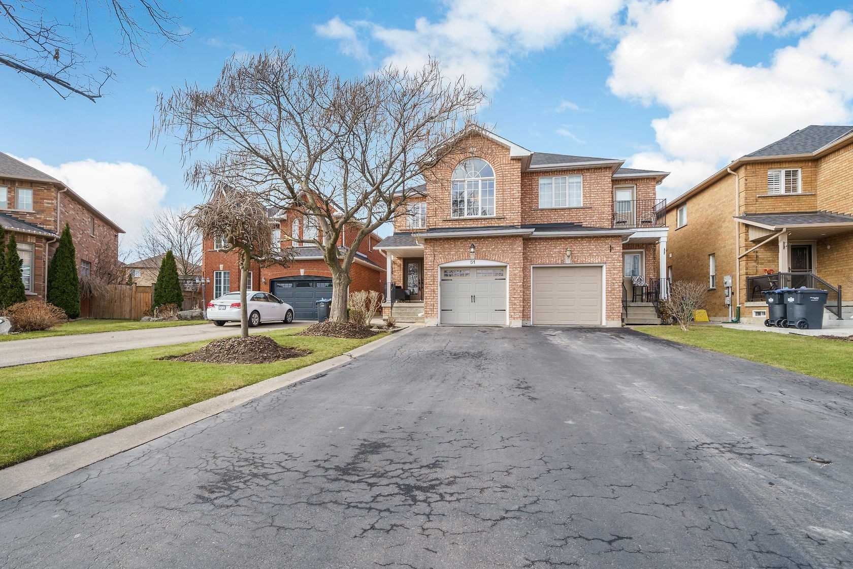 51 Hanton Cres