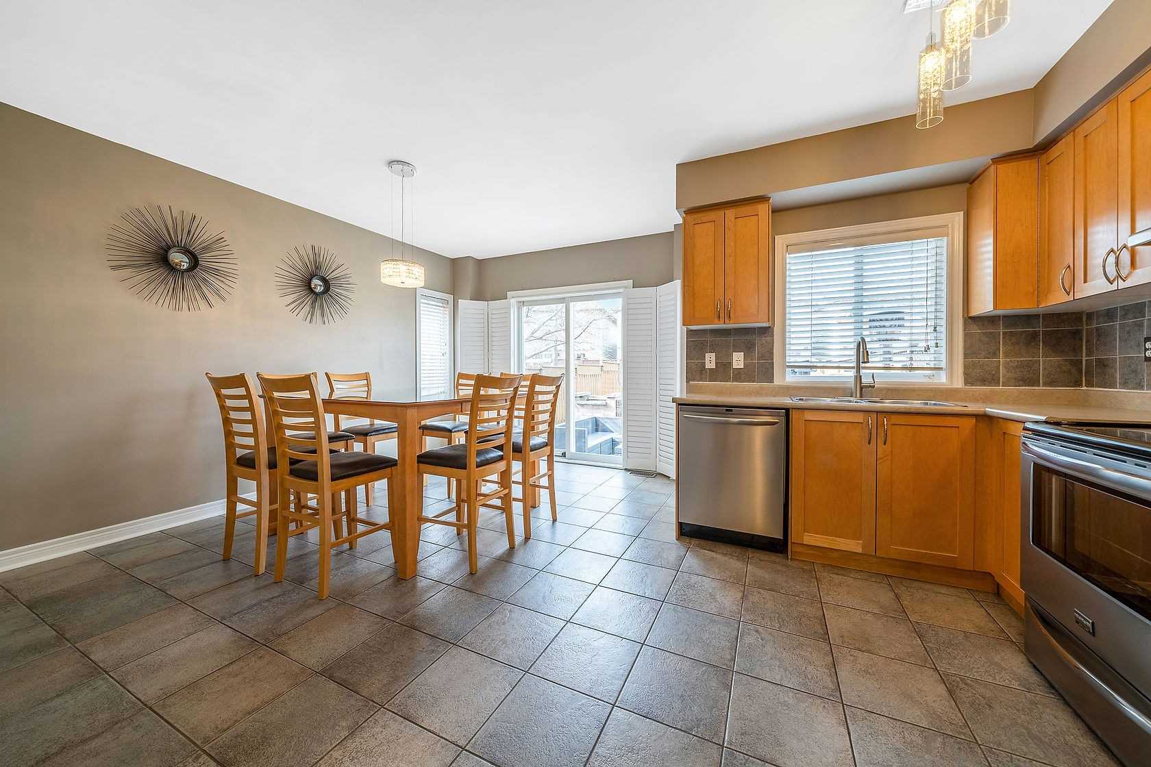 51 Hanton Cres