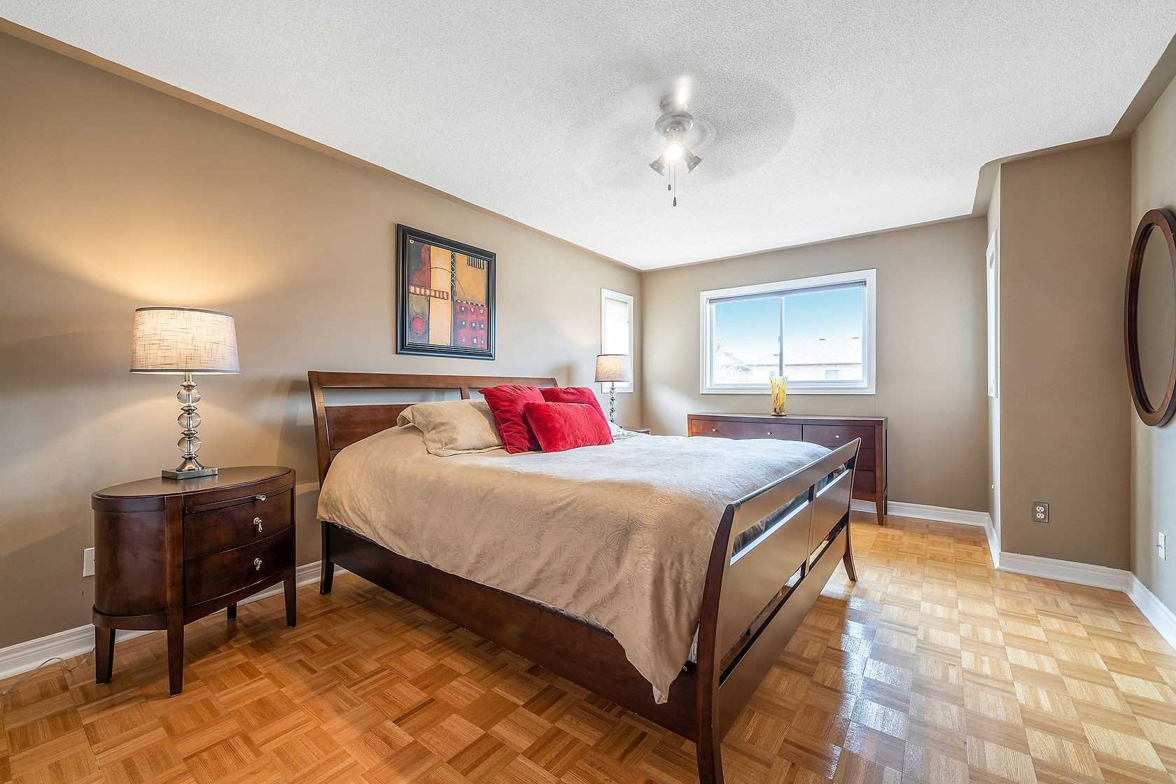 51 Hanton Cres