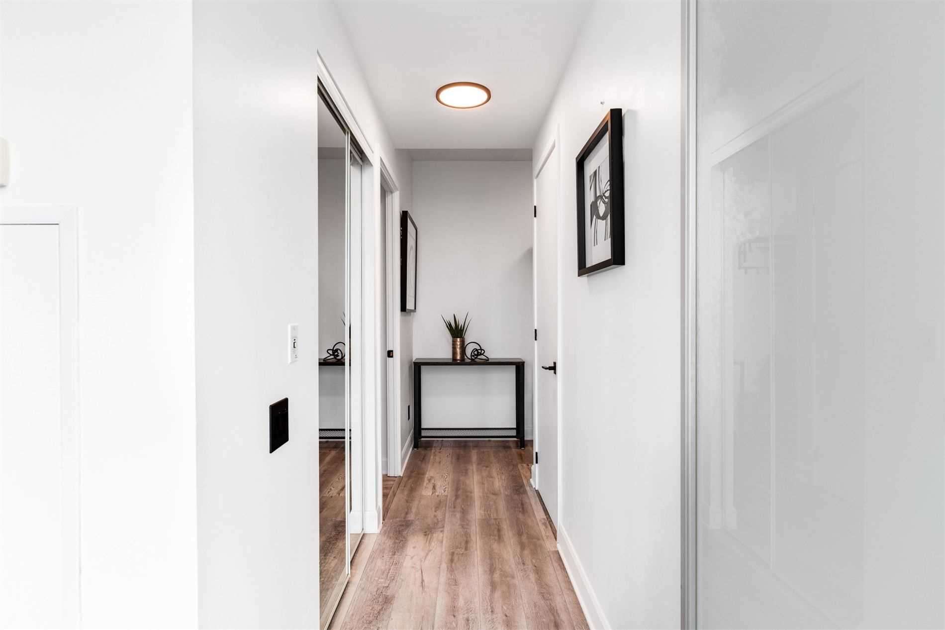 Listing W5168132 - Large Photo # 3