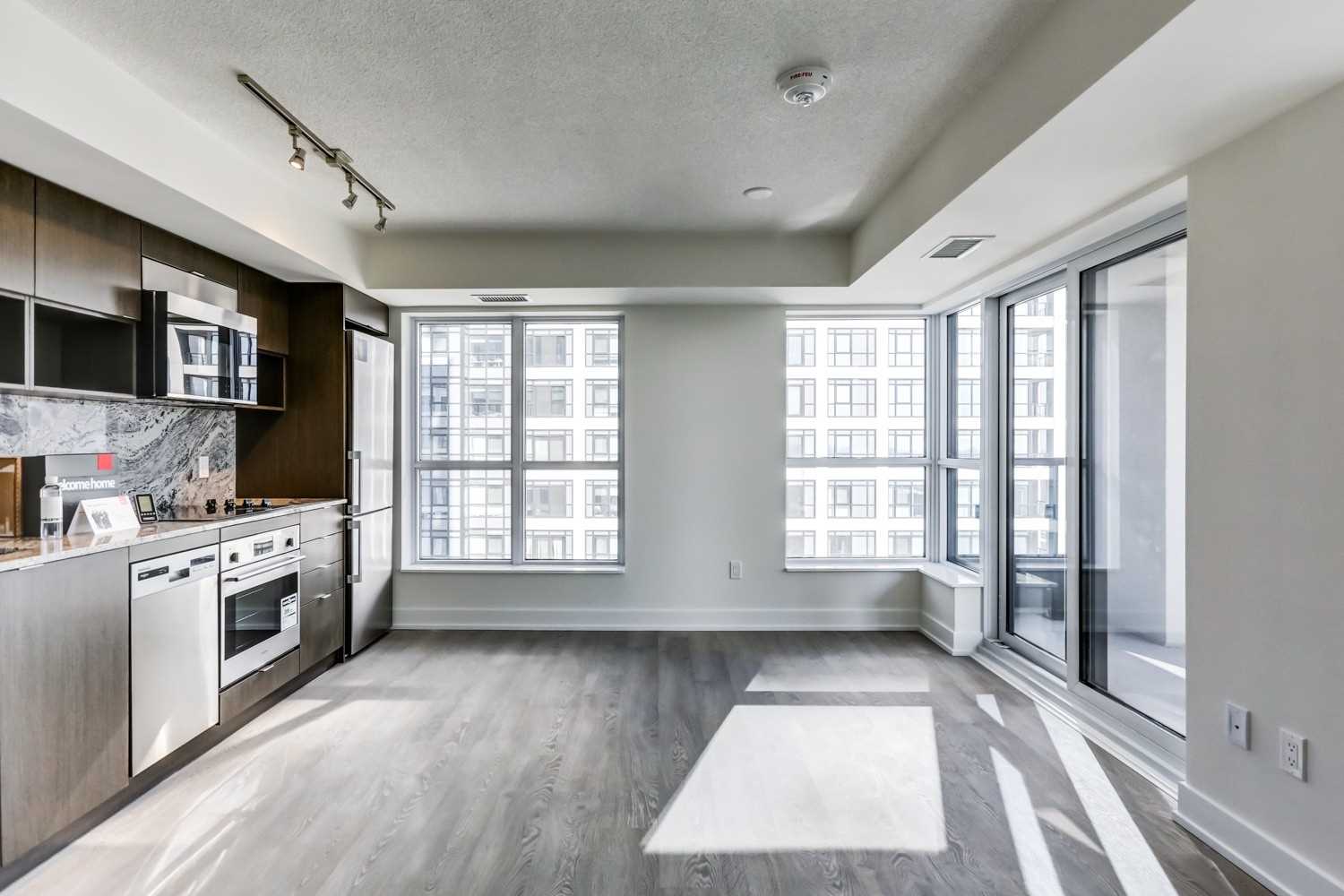 9 Mabelle Ave, #2822